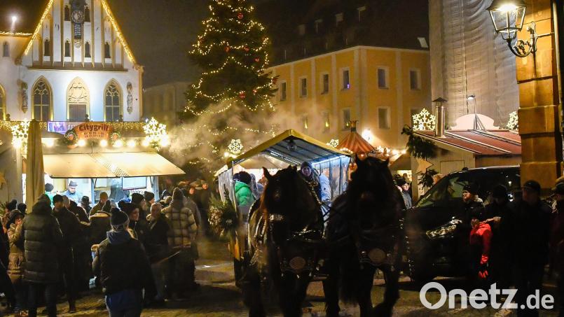 Auf dem Weihnachtsmarkt in Amberg ist es zu einem Vorfall gekommen, der schließlich in einer Gerichtsverhandlung mündete. Archivbild: Petra Hartl