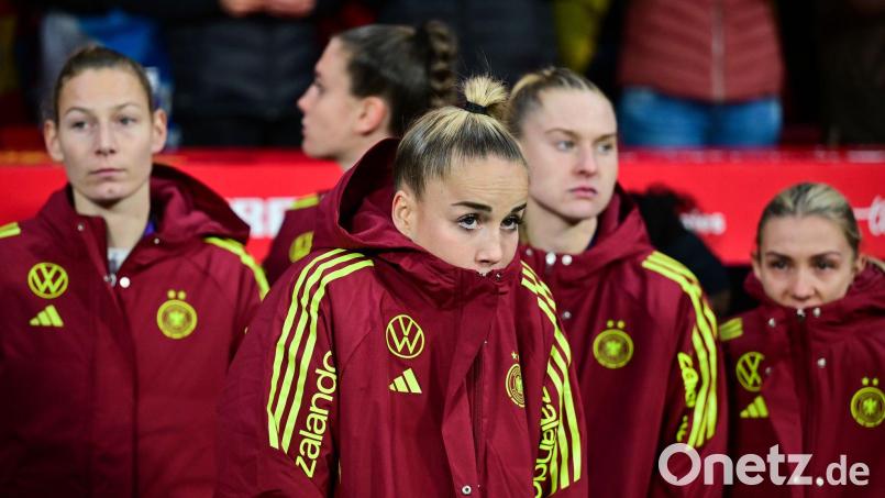 Banger Blick: Kapitänin Giulia Gwinn hofft nach dem verlorenen Nations-League-Finale auf eine Heim-EM 2029. Bild: Sebastian Christoph Gollnow/dpa