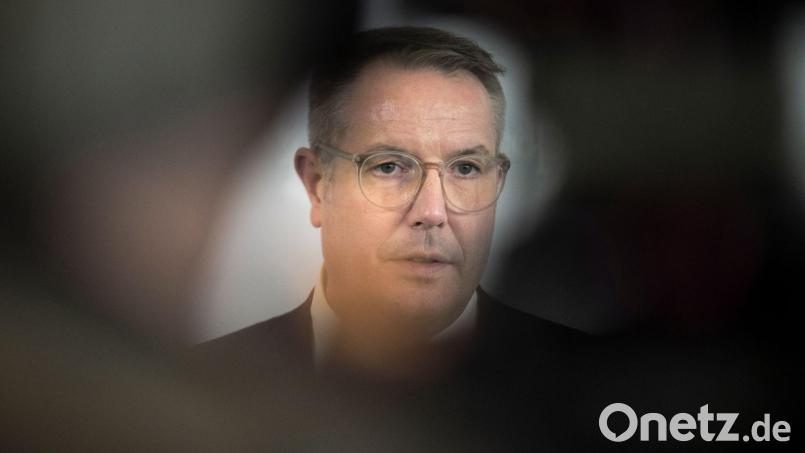 Schweitzer sprach von einer föderalen Modernisierungsagenda. (Archivfoto) Bild: Boris Roessler/dpa