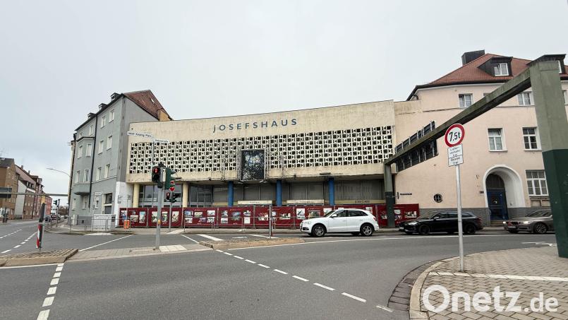 Die Tage dieser Ansicht sind gezählt. Das Josefshaus soll für Wohnzwecke umgebaut werden. Der Bauantrag steht kurz vor der Genehmigung, heißt es vonseiten der Bauverwaltung. Bild: Gabi Schönberger