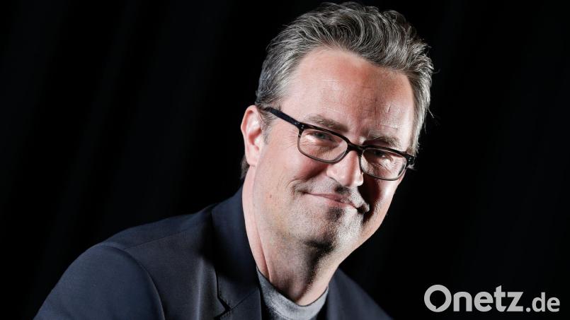 Matthew Perry wurde am 28. Oktober 2023 tot im Whirlpool seines Hauses in Los Angeles gefunden. (Archivbild) Bild: Brian Ach/AP/dpa