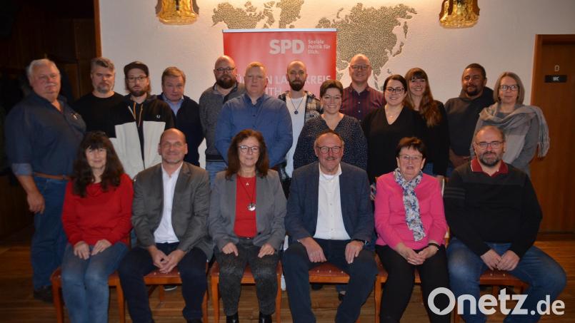Mit diesen Kandidaten tritt die SPD Speichersdorf bei der Kommunalwahl im März an. Bild: ak