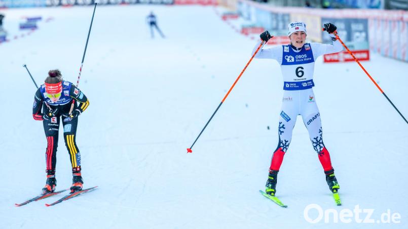 Ida Marie Hagen (r) siegte hauchdünn vor Nathalie Armbruster (l). Bild: Geir Olsen/NTB/dpa