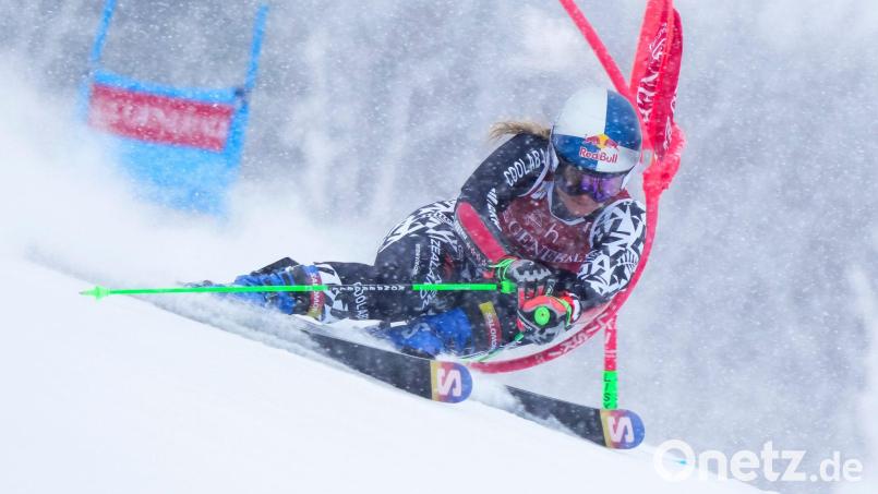Alice Robinson gewinnt den Riesenslalom von Mont-Tremblant. Bild: Sean Kilpatrick/The Canadian Press/AP/dpa