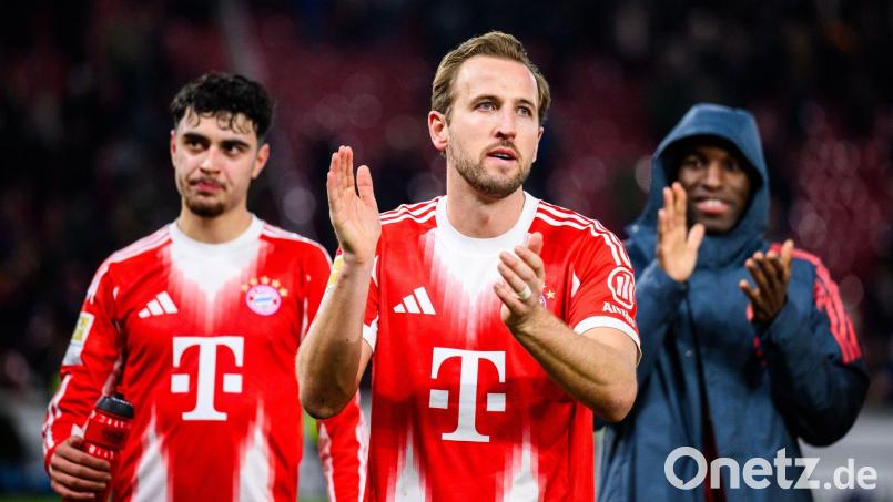 Dreifachtorschütze beim Sieg in Stuttgart: Bayern-Star Harry Kane (M.). Bild: Tom Weller/dpa