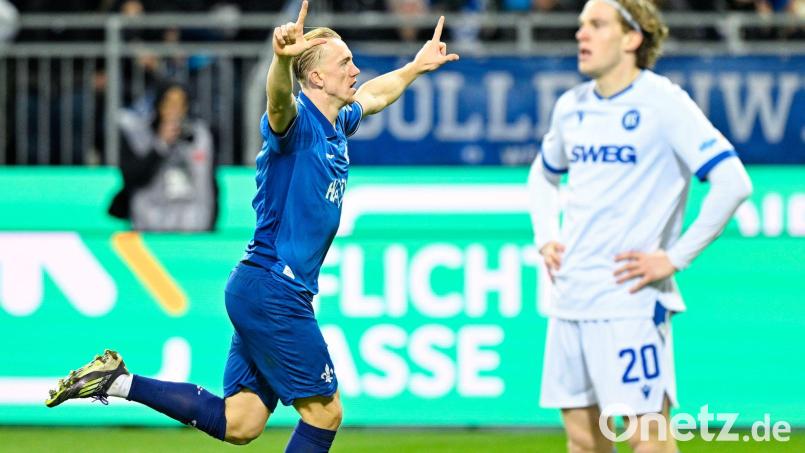 Darmstadts Isac Lidberg jubelt über sein Tor zum zwischenzeitlichen 2:1 gegen Karlsruhe. Bild: Uwe Anspach/dpa
