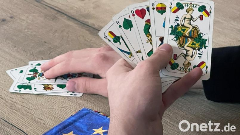 Lions Clubs laden ein zum Benefiz-Schafkopfturnier in Neustadt ein. Bild: Lions Club