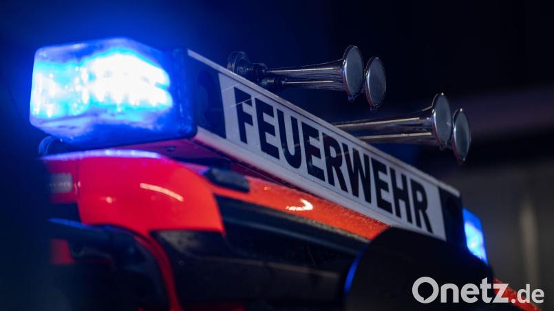 Die Feuerwehr hat das Feuer gelöscht. (Symbolbild) Bild: Marijan Murat/dpa