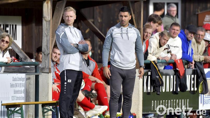 Gustavo Ribeiro (rechts), ehemaliger Trainer des SV Schmidmühlen, wird neuer Coach des FC Kosova Regensburg. Archivbild: Hubert Ziegler
