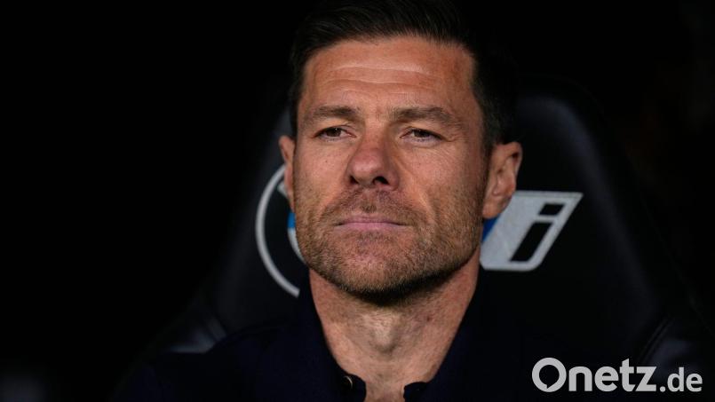 Alonso hat derzeit nur wenig Grund zur Freude. (Archivfoto) Bild: Manu Fernandez/AP/dpa