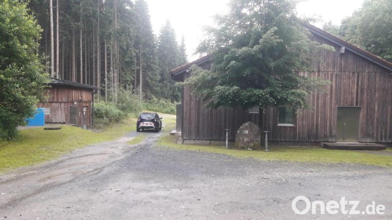 Die Gemeinde Neusorg erhöht Grund- und Wassergebühren. Bild: Peter König