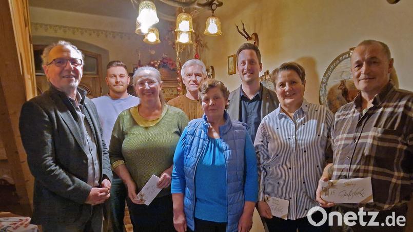 Die Firma Mühlmeier ehrte langjährige Mitarbeiter. Bild: Mühlmeier