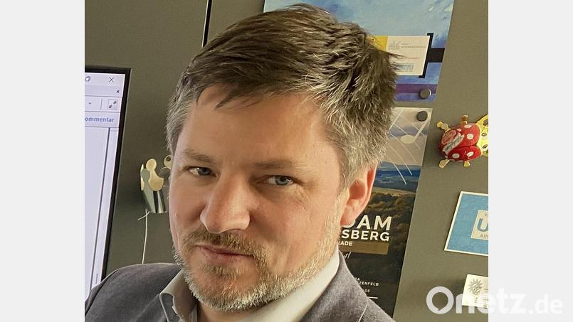 Da könnte etwas Großes entstehen: Schwarzenfelds Bürgermeister gibt Einblicke rund um die neuen Pläne für das Allkofer-Gelände. Bild: sbö