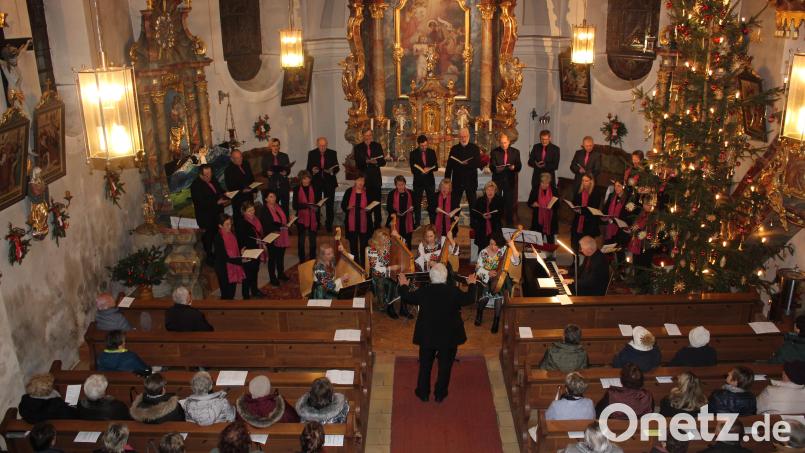 Nachdem der Kirchenchor zuletzt 2022 ein Weihnachtkonzert in die Pfarrkirche Thanstein veranstaltete, ist es in diesem Jahr wieder so weit. Die Besucher sind zum Mitsingen eingeladen. Bild: mnt
