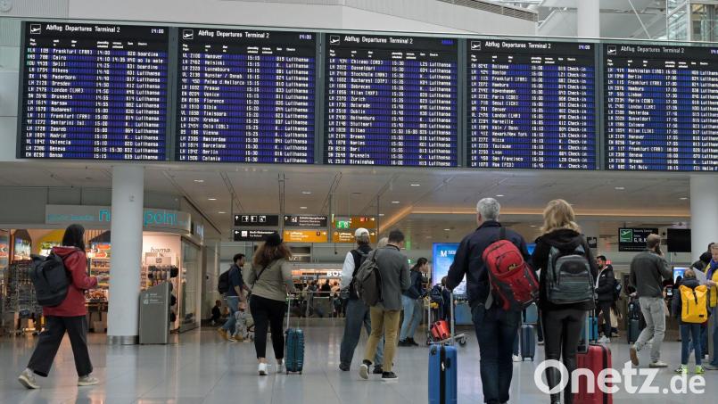 Der Münchner Flughafen hat seine Probleme der vergangenen Jahre überwunen und gewinnt eine bekannte Auszeichnung. (Archiv) Bild: Malin Wunderlich/dpa