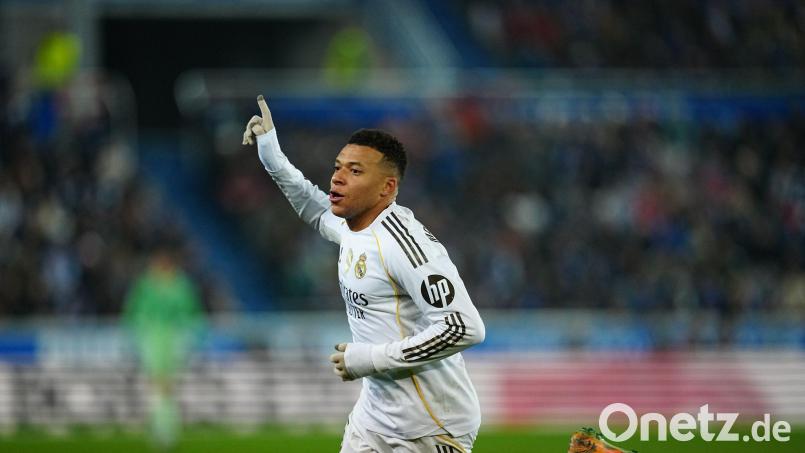 Kylian Mbappé trifft zur Führung von Real Madrid. Bild: Miguel Oses/AP/dpa