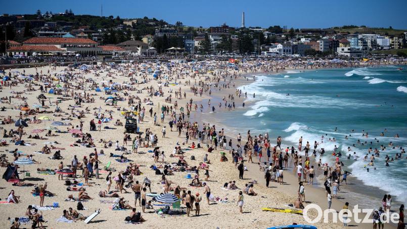 Am berühmten Bondi Beach läuft am Sonntag ein Polizeieinsatz. (Archiv) Bild: Bianca De Marchi/AAP/dpa