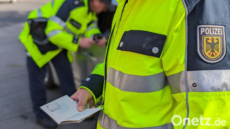 Grenzkontrollen der Bundespolizei Waidhaus führten zur Zurückweisung von fünf Personen. Bild: Bundespolizei