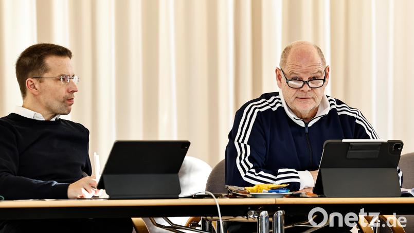 BFV-Präsident Christoph Kern (l.) und BFV-Schatzmeister Jürgen Faltenbacher waren intensiv an der Haushaltsplanung 2026 beteiligt. Bild: Fabian Frühwirth/BFV