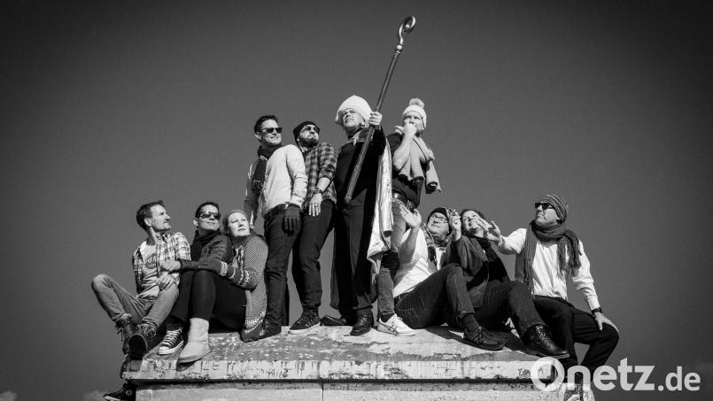 "Santa Rausch und die Zubrenntiere" machen auf ihrer Tour Station in Amberg. Bild: Petra Gleich/exb