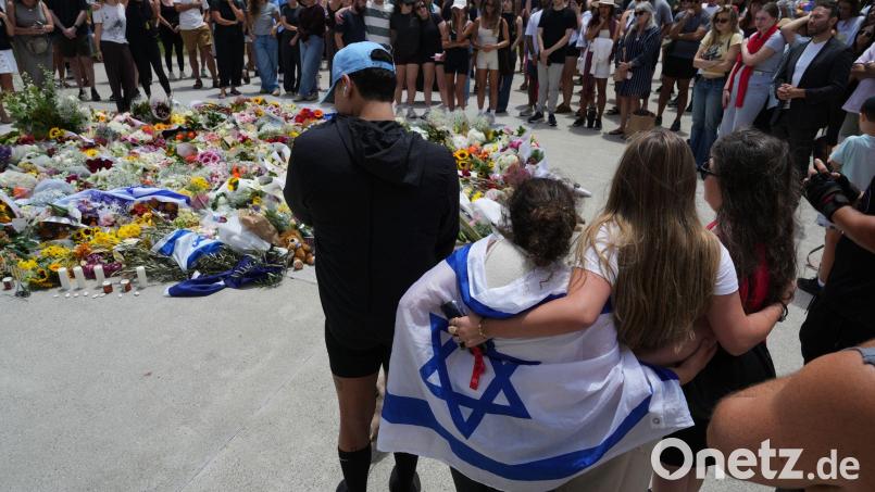 In Australien herrscht am Tag nach dem verheerenden Anschlag tiefer Schock. Bild: Mark Baker/AAP/dpa