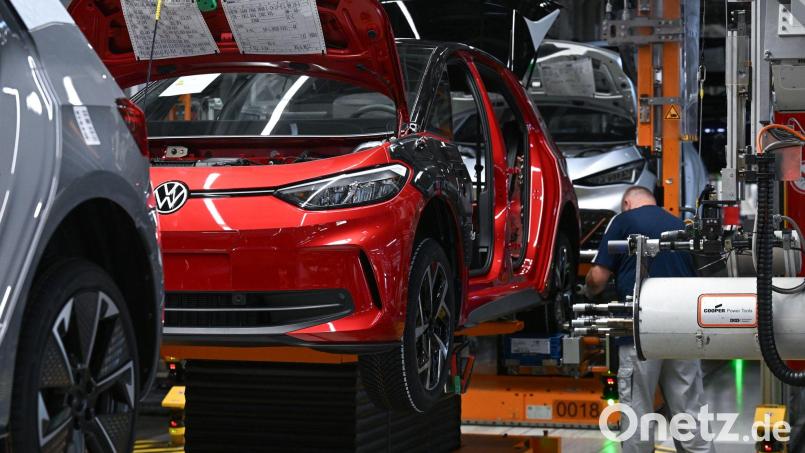 Die EU-Kommission will die Autoindustrie auch mit Bürokratieabbau entlasten. (Symbolbild) Bild: Hendrik Schmidt/dpa