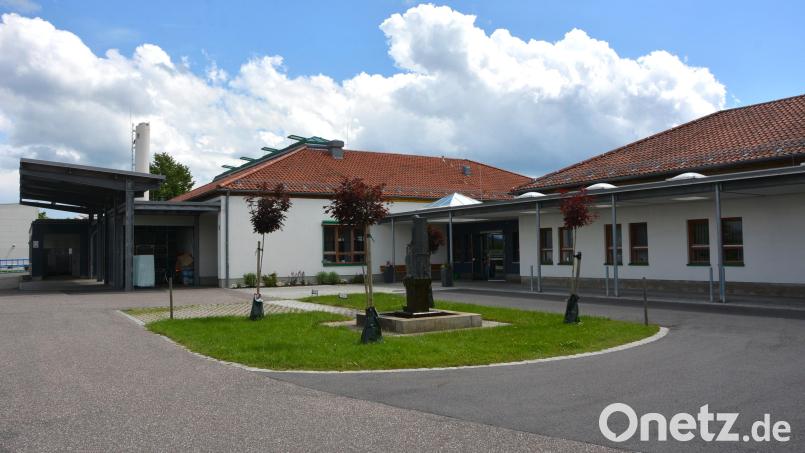 Die Werkstätte für Menschen mit Behinderung in Mitterteich nimmt kleine, bauliche Veränderungen vor. Archivbild: jr