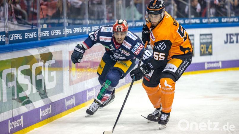 Button (r) verlängert in Augsburg. (Archivbild) Bild: Andreas Gora/dpa