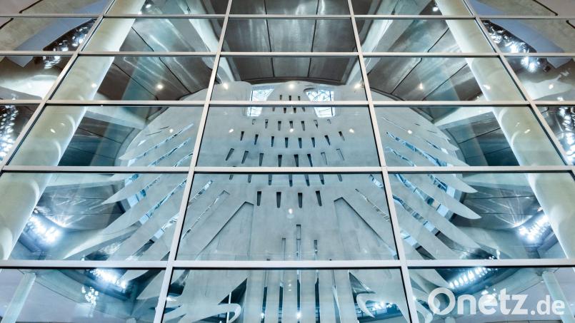 Der Bund will sich 2026 mehr als 500 Milliarden Euro bei Investoren besorgen (Archivbild) Bild: Michael Kappeler/dpa