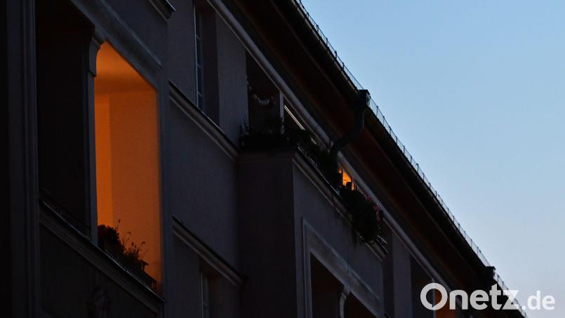 Auf der Suche nach einer neuen Wohnung bewarb sich eine Frau 2022 per Internetformular auf ein Inserat. Bild: Sebastian Gollnow/dpa