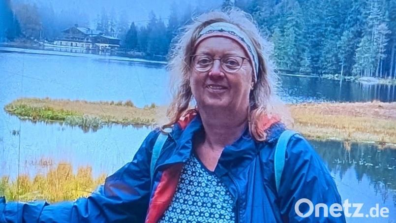 Die Vermisste ist mit einem roten Fiat unterwegs. Bild: Kripo Regensburg