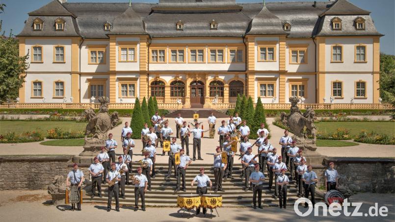 Das Heeresmusikkorps Veitshöchheim stellt sich gerne in den Dienst der guten Sache. Im April spielt es ein Benefizkonzert in Weiden. Bild: Koalik/exb