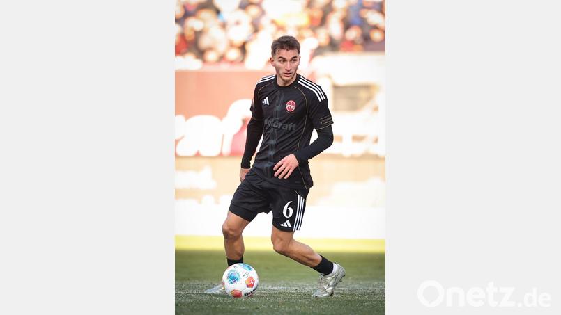 Adam Markhiev fällt zum Jahresabschluss auch aus, aber wegen einer Gelb-Sperre. Bild: Daniel Karmann/dpa