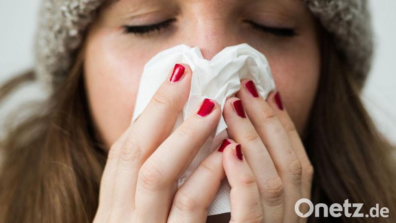 Beim Grippe-Impfstoff gibt es laut dem Gesundheitsministerium keinen generellen Engpass. (Symbolbild) Bild: Christina Sabrowsky/dpa/dpa-tmn