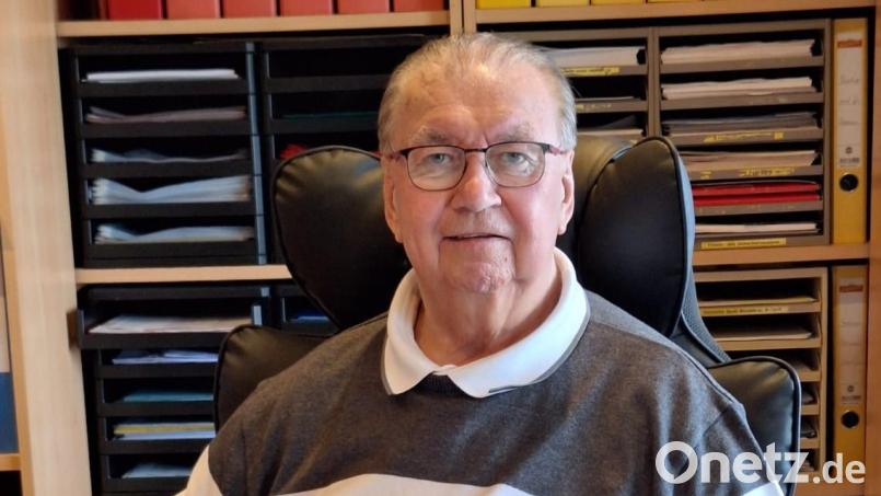 Am 23. Dezember feiert der Feuerwehr-Steckkreuz-Träger und frühere Zweite Bürgermeister von Mehlmeisel Winfried Prokisch seinen 70. Geburtstag. Bild: gis