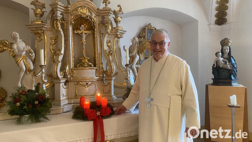 Pater Adrian Thomas Kugler im Gebetsraum im Kloster Speinshart. Bild: Stephanie Margeth