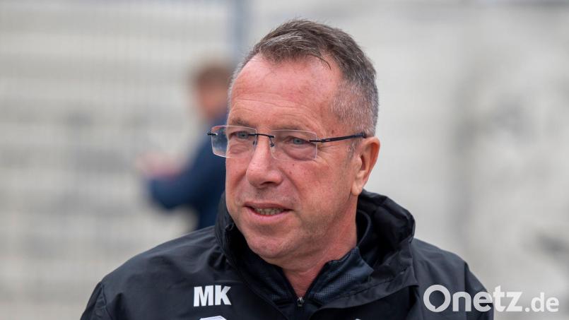 Trainer Kauczinski und seine Münchner „Löwen“ unterliegen daheim gegen Verl. (Archivbild) Bild: Peter Kneffel/dpa