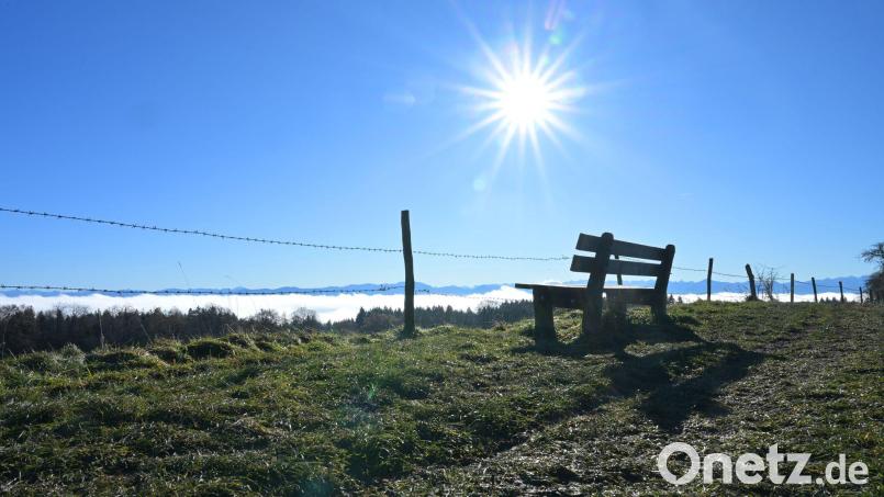 Wer in die Alpen fährt, kann sich am Wochenende auf Sonne freuen. (Archivbild) Bild: Malin Wunderlich/dpa