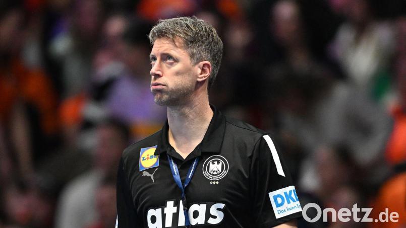 Die Zukunft von Bundestrainer Markus Gaugisch ist nach dem WM-Silber für die DHB-Handballerinnen noch ungeklärt. Bild: Federico Gambarini/dpa