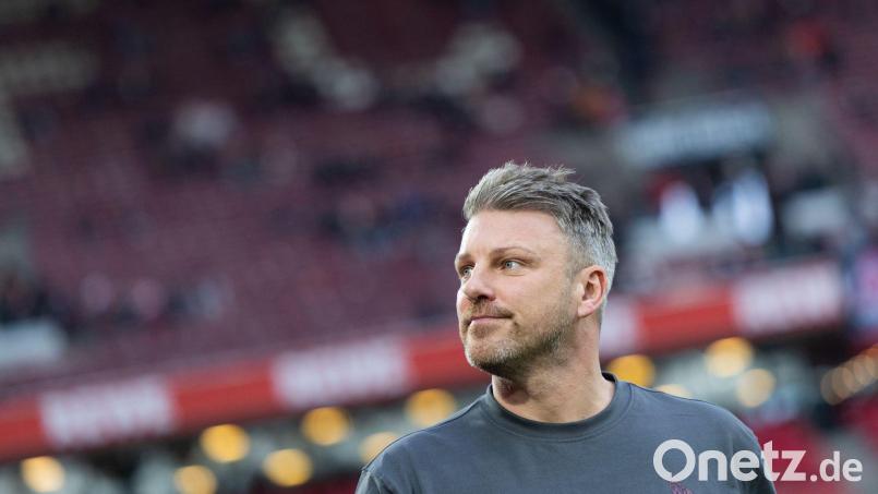 Lukas Kwasniok testet mit seinen Spielern in Spanien gegen den FC Lugano. (Archivbild) Bild: Rolf Vennenbernd/dpa