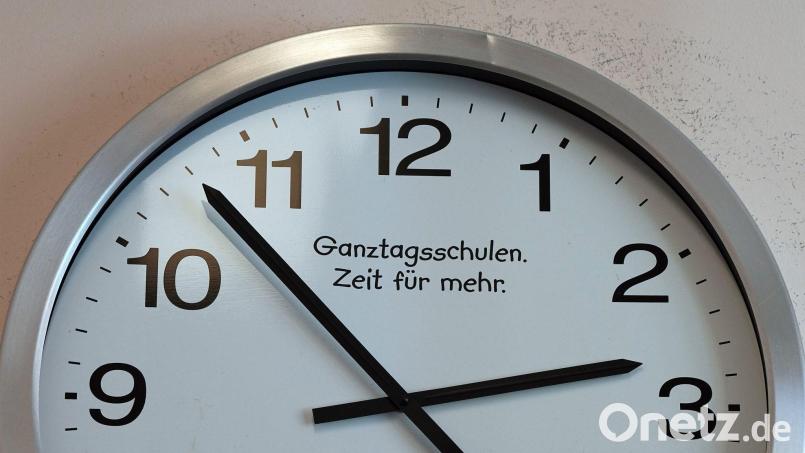 Der Ausbau der Ganztagsbetreuung in Bayern ist zwar inzwischen mehr oder weniger ein parteiübergreifender Konsens - dennoch geht es in Bayern noch immer zu zögerlich voran. Am Geld dürfte es aber eigentlich nicht liegen - denn es gibt weit mehr Fördergeld, als abberufen wird. (Archivbild) Bild: Soeren Stache/dpa