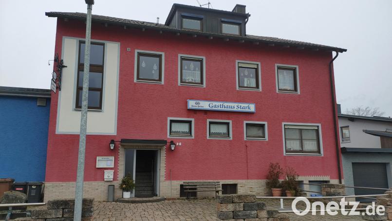 Das Gasthaus Stark in Schwarzenbach bei Pressath schließt zum Jahresende. Bild: ald