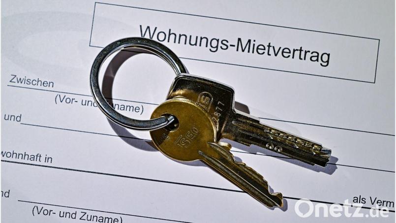 Justizministerin Hubig will Mieterhöhungen begrenzen. (Symbolbild) Bild: Patrick Pleul/dpa