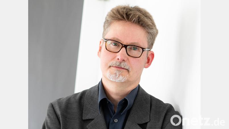 Autor Tim Sünderhauf kommt nach Tirschenreuth. Bild: SIMOarts/exb