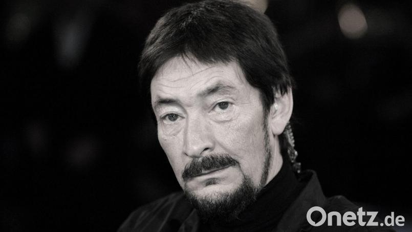 Eines der bekanntesten Werke des Musikers läuft in diesen Tagen in Dauerschleife im Radio: 1986 nahm Rea „Driving Home for Christmas“ auf. Archivbild: Ingo Wagner/dpa