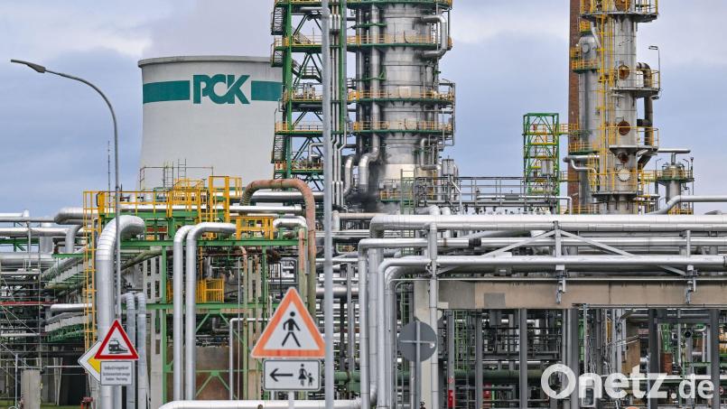 Gute Nachrichten für die Beschäftigten der PCK-Raffinerie in Schwedt. (Archivbild) Bild: Patrick Pleul/dpa