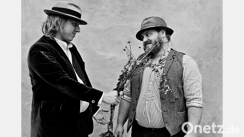 Tom &amp; Basti kommen mit ihrem Programm "Zeitlang" ins Musikomm nach Amberg. Bild: Martin Waldbauer/exb