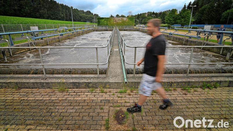 Um das Abwasser optimal zu reinigen, arbeitet die Marktredwitzer Kläranlage mehrstufig mit mechanischen, biologischen und chemischen Verfahren. Bild: Florian Miedl