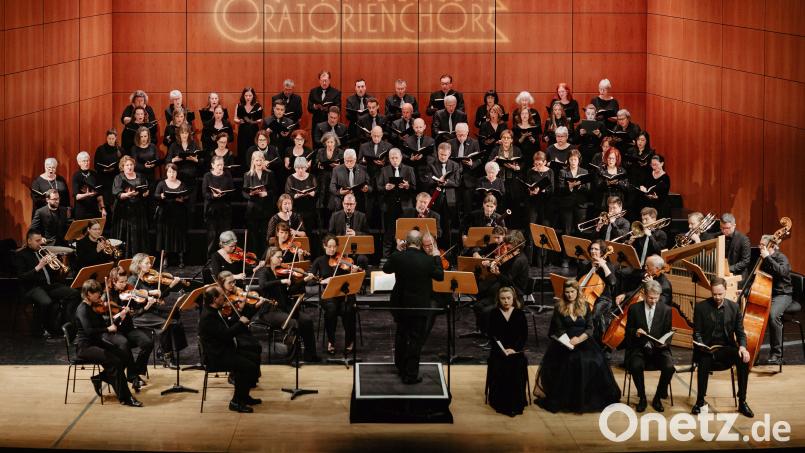 Unter anderem der Amberger Oratorienchor ist Teil des Jubiläumskonzertes im ACC. Bild: Dominik Lenz/exb