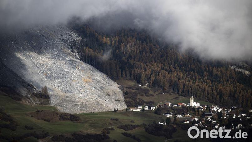 Ein Entwässerungsstollen bringt Entspannung für Brienz. (Archivbild) Bild: Gian Ehrenzeller/KEYSTONE/dpa
